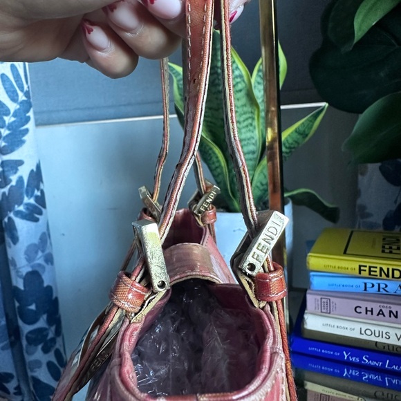 Fendi Zucchino Pink Shoulder Bag - Picture 7 of 10